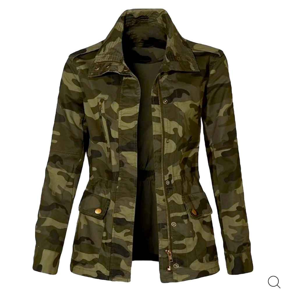 Super Cute Camo Jacket - Size XL